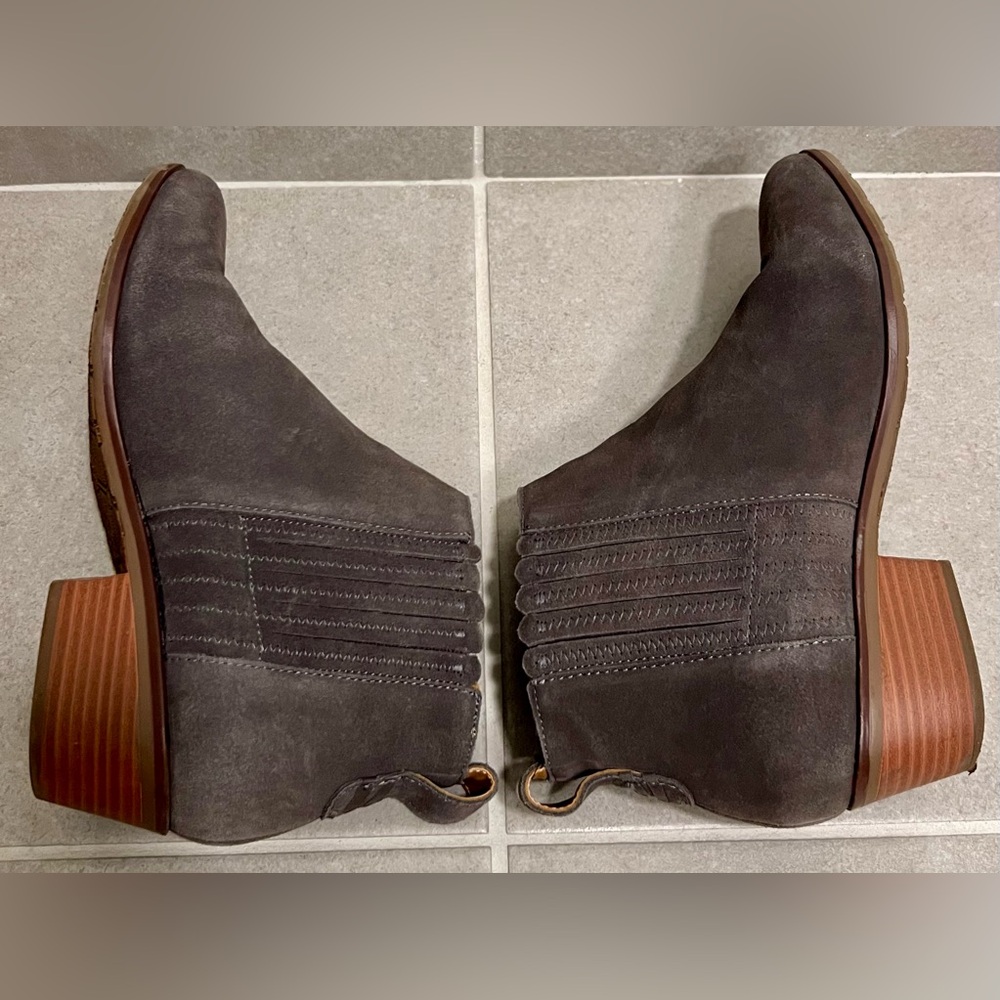 Jack Rogers Women’s Charcoal Suede Ankle Booties - Picture 6 of 9